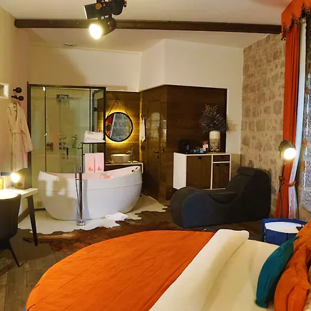 Cephanelik Butik Otel Trabzon