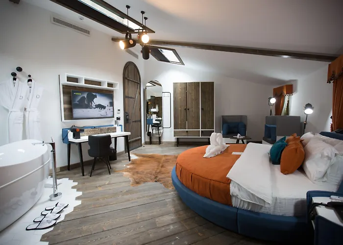 Cephanelik Butik Отель Трабзон