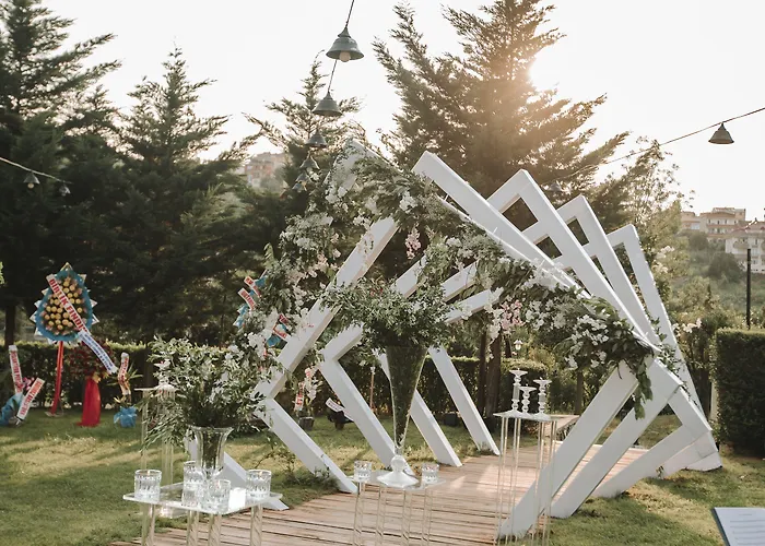 Cephanelik Butik Трабзон