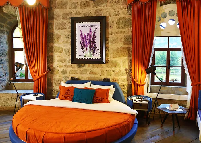 Cephanelik Butik 3* Трабзон