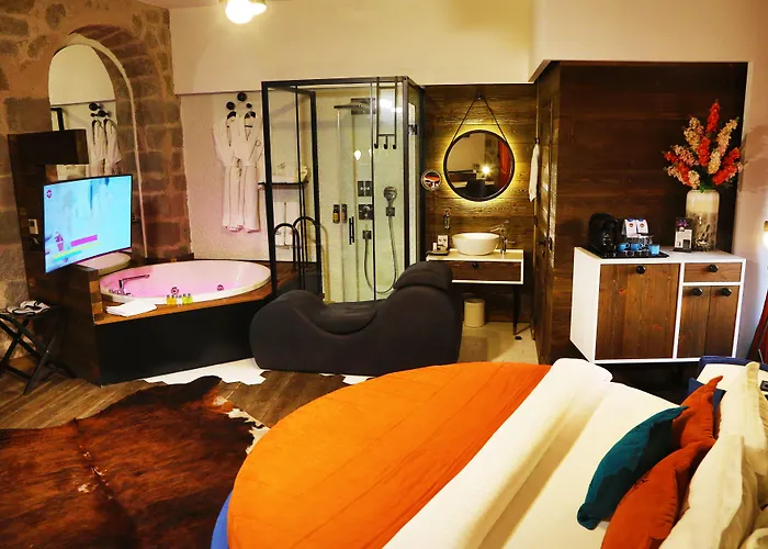 Cephanelik Butik 3* Трабзон