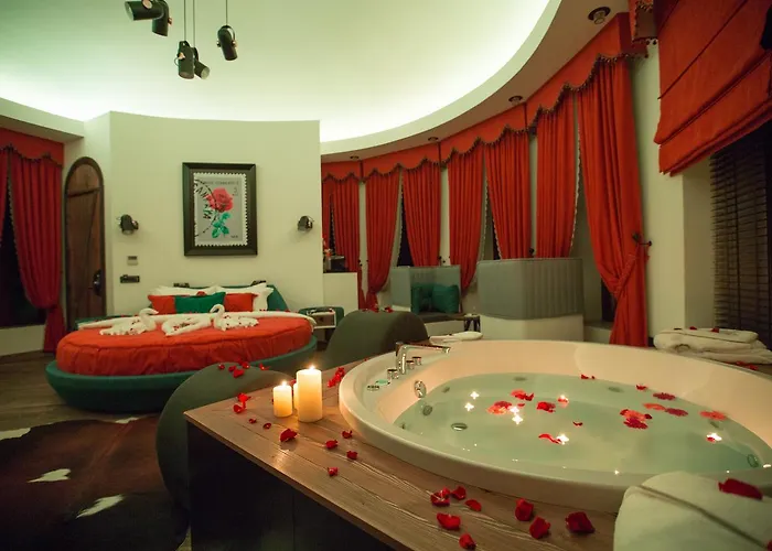 Cephanelik Butik 3* Трабзон