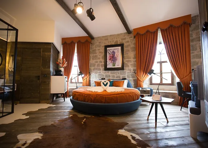 Cephanelik Butik 3* Трабзон