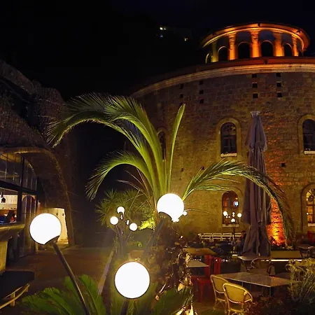 Cephanelik Butik 3* Trebizonda