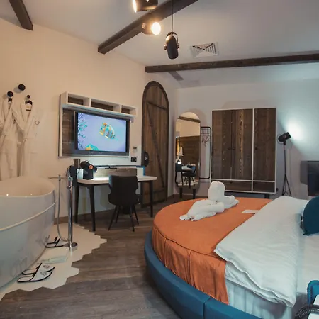 Cephanelik Butik Otel 3*