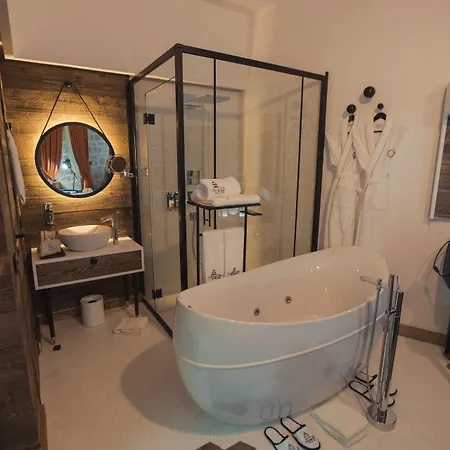 Cephanelik Butik Otel 3*