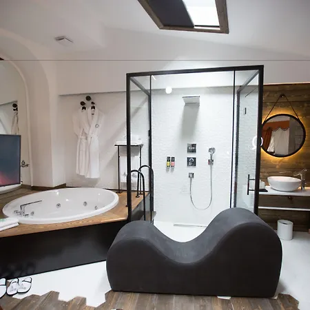 Cephanelik Butik Otel Trabzon