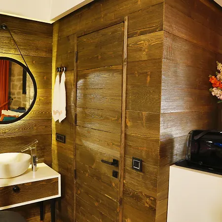 Otel Cephanelik Butik 3*