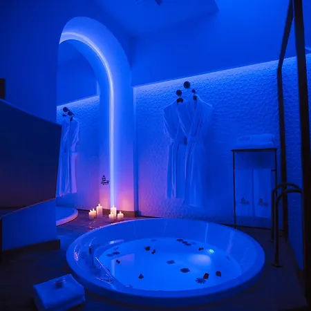 Otel Cephanelik Butik 3*