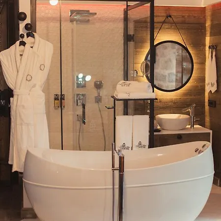 Cephanelik Butik 3* Trebizonda