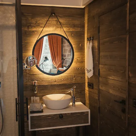 Cephanelik Butik 3* Trebizonda
